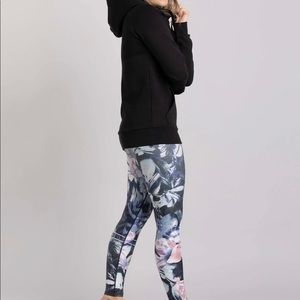Oraki | Tops | Classic Hoodie Oraki 